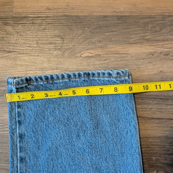 NEW Levis Low Loose Jeans - Picture 10 of 10